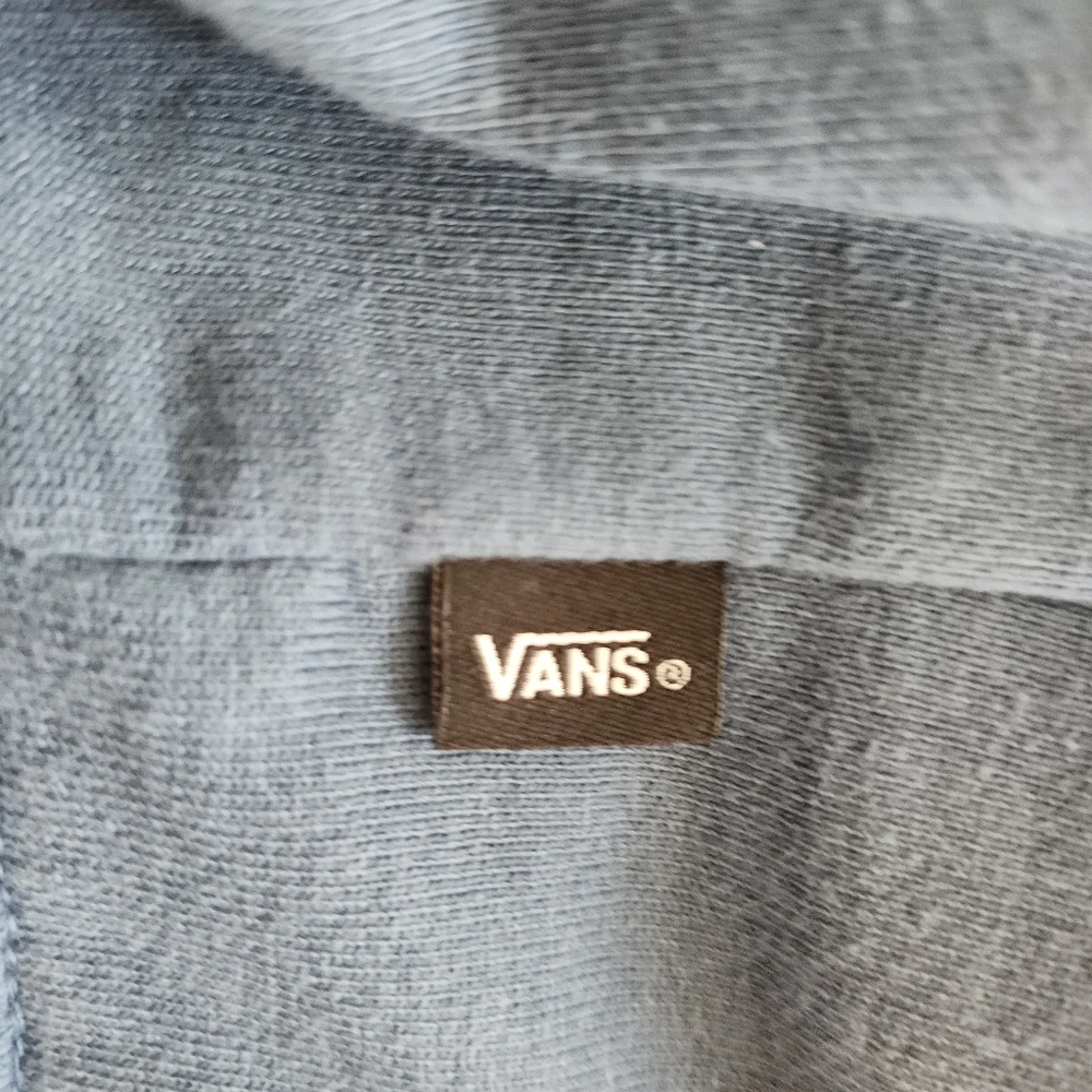 Vans Delicious Embroidered Front Logo Pouch Hoodie in Vans Teal Size S - Picture 9 of 12